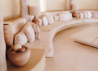 Organic Luxe is de interieurstijl die nu overal opduikt